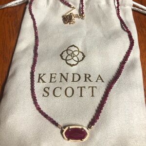 Kendra Scott rosegold maroon beaded Elisa necklace in maroon jade.